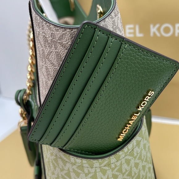 MICHAEL KORS
Large Pebbled Leather Card Holder Case
Fern Green 
NWT - Picture 10 of 16